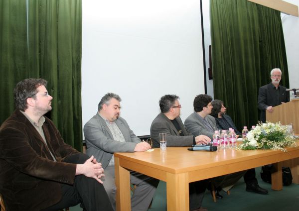 Marton Árpád, Kolbely György, Égető Gyula, Bessenyei Gábor, Lang János, a mikrofonnál Szikora József