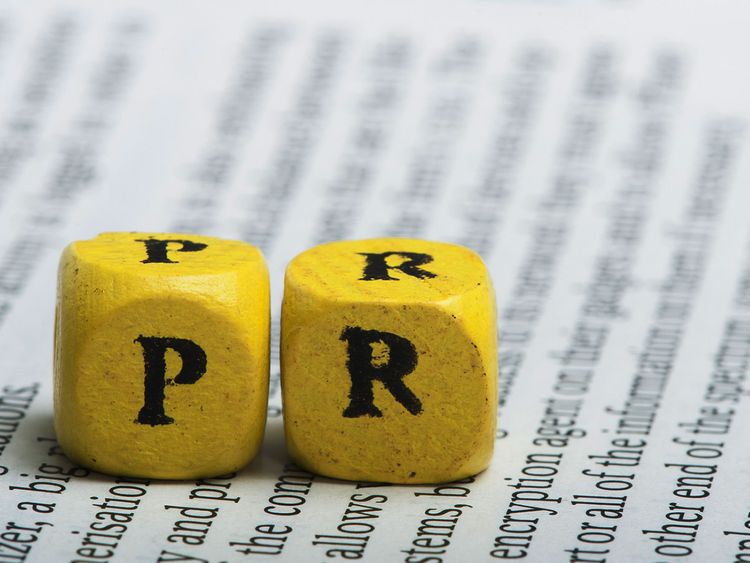 Online PR szerkesztőt keresnek
